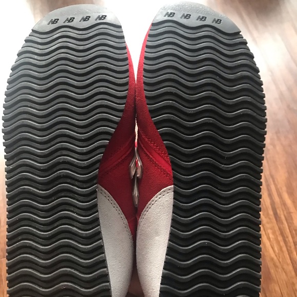 New balance women’s sneakers - Picture 4 of 4